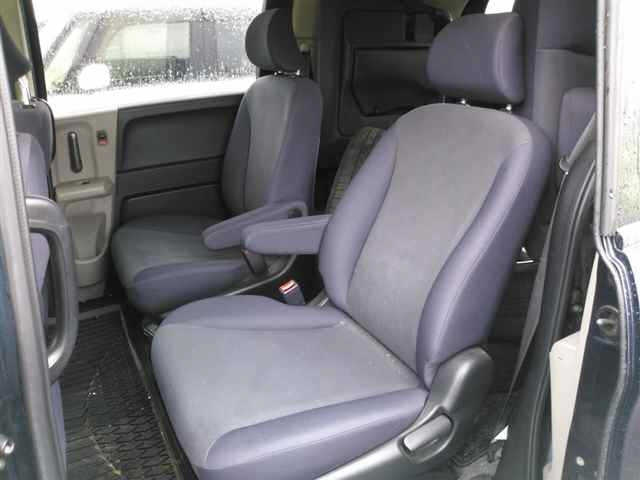 HONDA FREED 2009