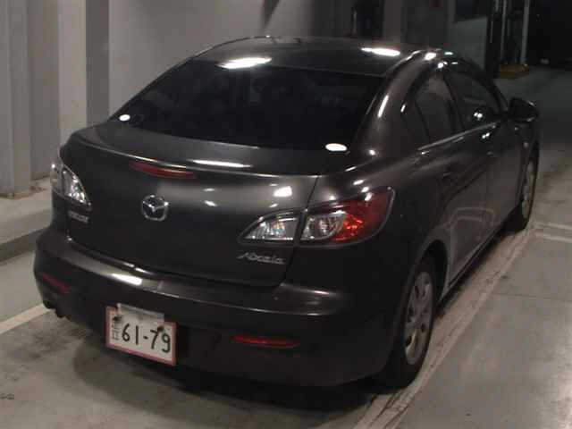 MAZDA AXELA 2010