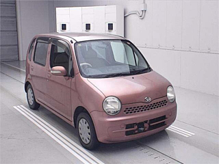 DAIHATSU MOVE LATTE