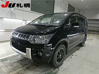 MITSUBISHI DELICA D5