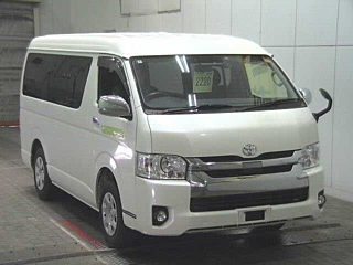 TOYOTA HIACE