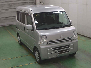 NISSAN CLIPPER VAN