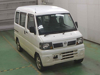 NISSAN CLIPPER VAN