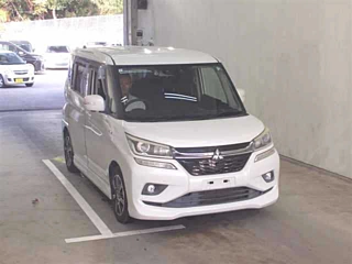 MITSUBISHI DELICA D2