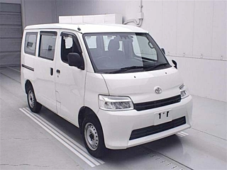 TOYOTA TOWN ACE VAN