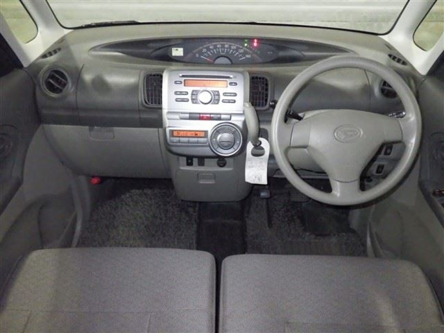 DAIHATSU TANTO 2012