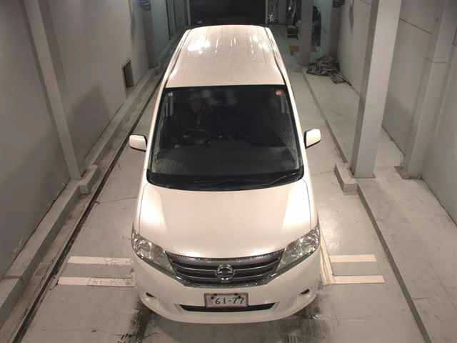 NISSAN SERENA 2011