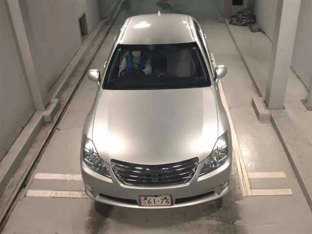 TOYOTA CROWN 2011