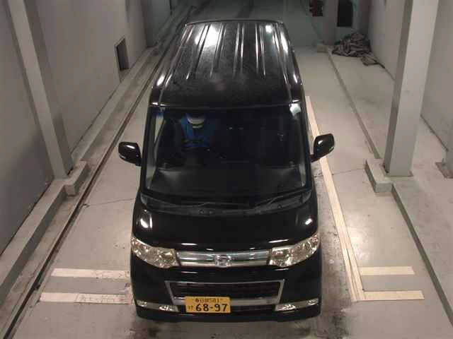 DAIHATSU TANTO 2010
