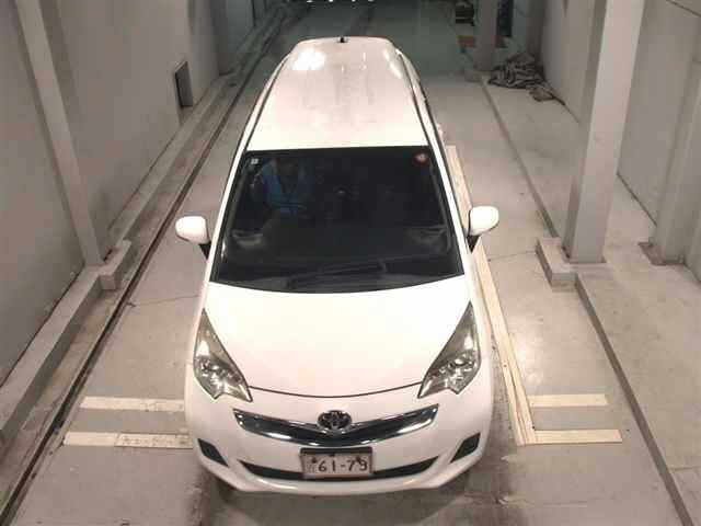 TOYOTA RACTIS 2015