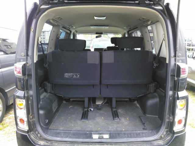 NISSAN ELGRAND 2009
