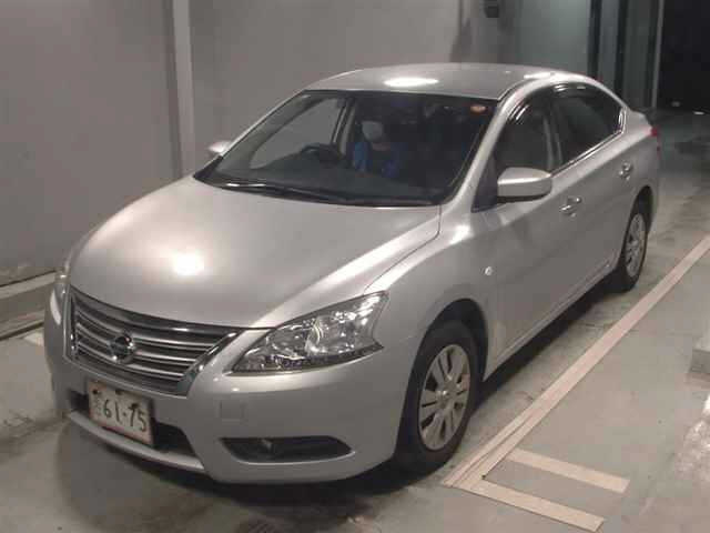 NISSAN SYLPHY 2017