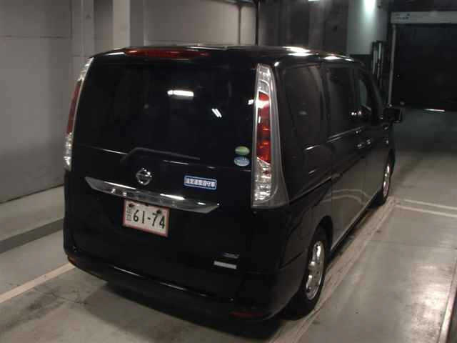 NISSAN SERENA 2011