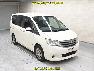 Nissan Serena 2013