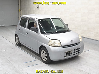 Daihatsu Esse 2011