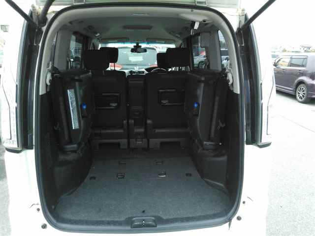 NISSAN SERENA 2015