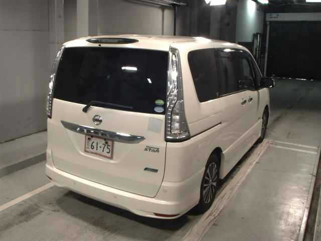NISSAN SERENA 2015