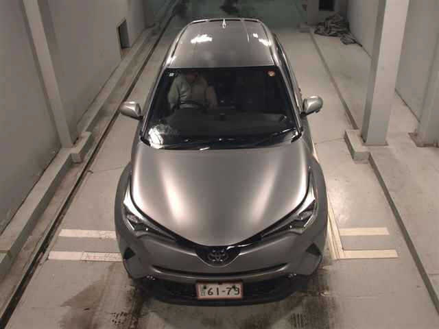 TOYOTA C-HR 2019