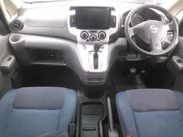 NISSAN NV200 2013