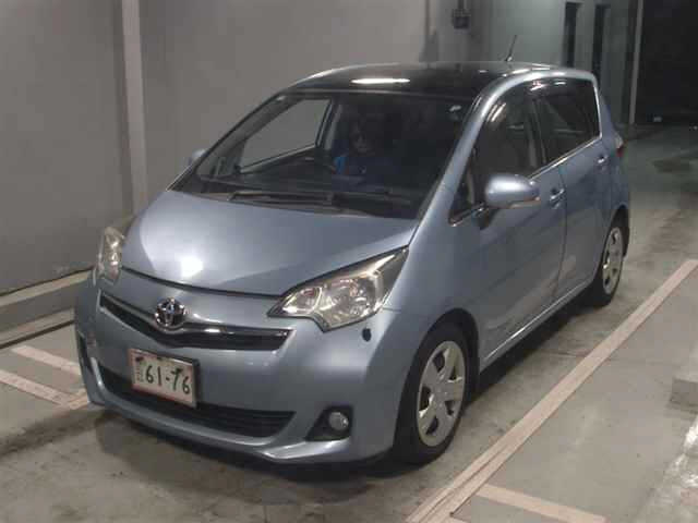 TOYOTA RACTIS 2011