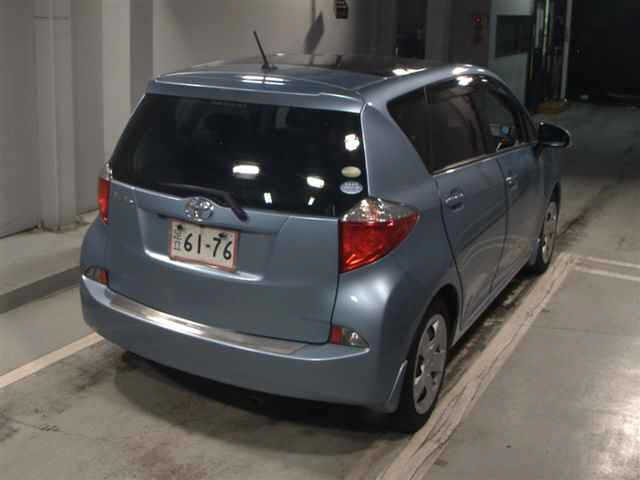 TOYOTA RACTIS 2011