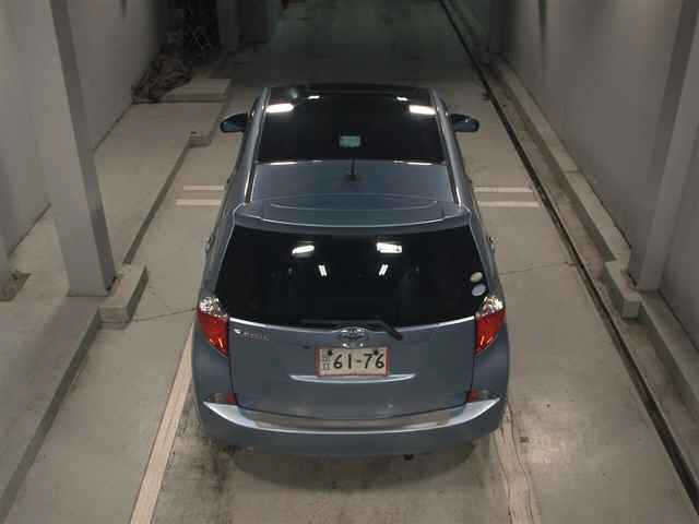 TOYOTA RACTIS 2011