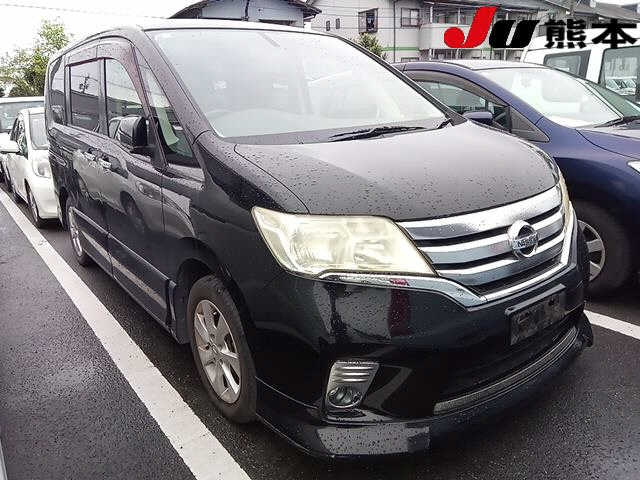 Nissan Serena 2011