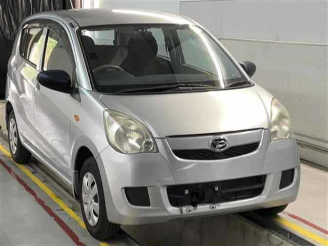Daihatsu Mira 2013