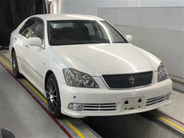 Toyota Crown 2005