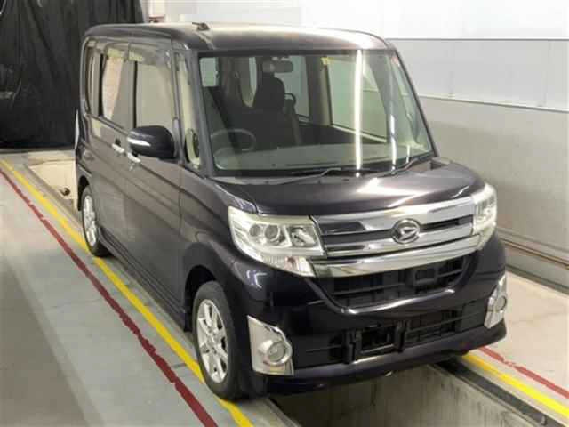 Daihatsu Tanto 2014