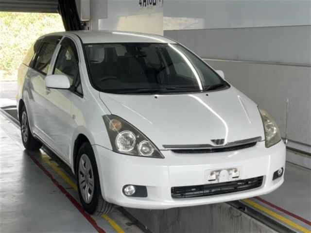 Toyota Wish 2005