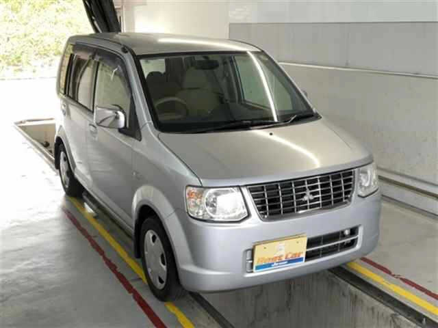 Mitsubishi EK 2010
