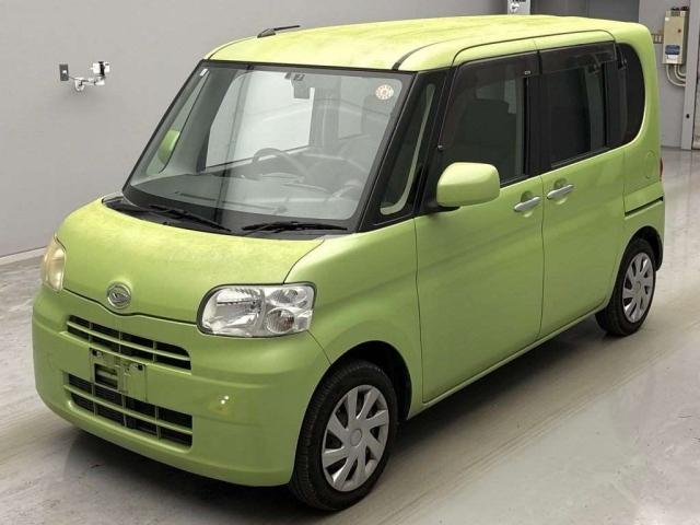 DAIHATSU TANTO 2013