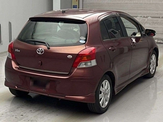 TOYOTA VITZ 2009