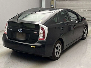 TOYOTA PRIUS 2014