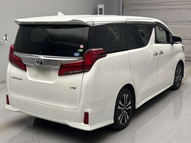 TOYOTA ALPHARD 2018