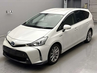 TOYOTA PRIUS ALPHA 2016