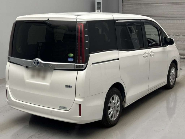 TOYOTA NOAH 2020
