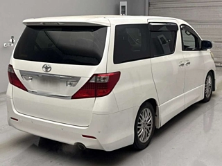 TOYOTA ALPHARD 2011