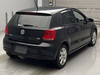 VOLKSWAGEN POLO 2013