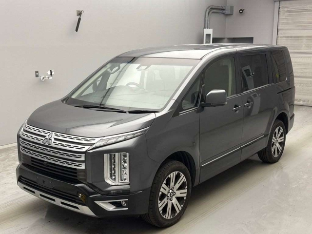 MITSUBISHI DELICA D5 2019