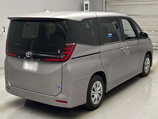TOYOTA NOAH 2023