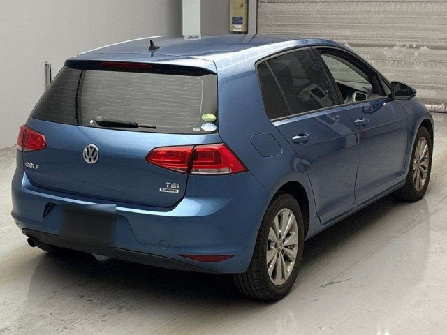 VOLKSWAGEN GOLF 2015