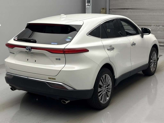 TOYOTA HARRIER 2020