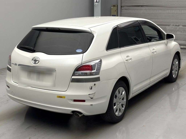 TOYOTA MARK X ZIO 2013