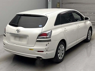 TOYOTA MARK X ZIO 2013