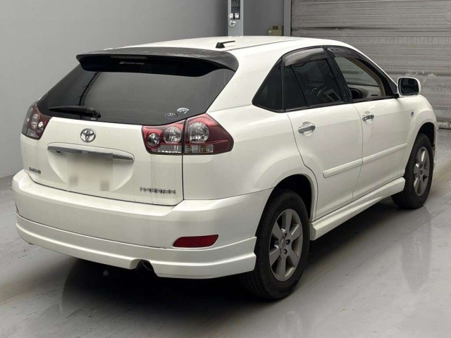 TOYOTA HARRIER 2009