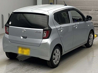 DAIHATSU MIRA E S 2022