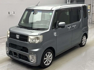 DAIHATSU WAKE 2016