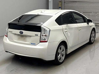 TOYOTA PRIUS 2010